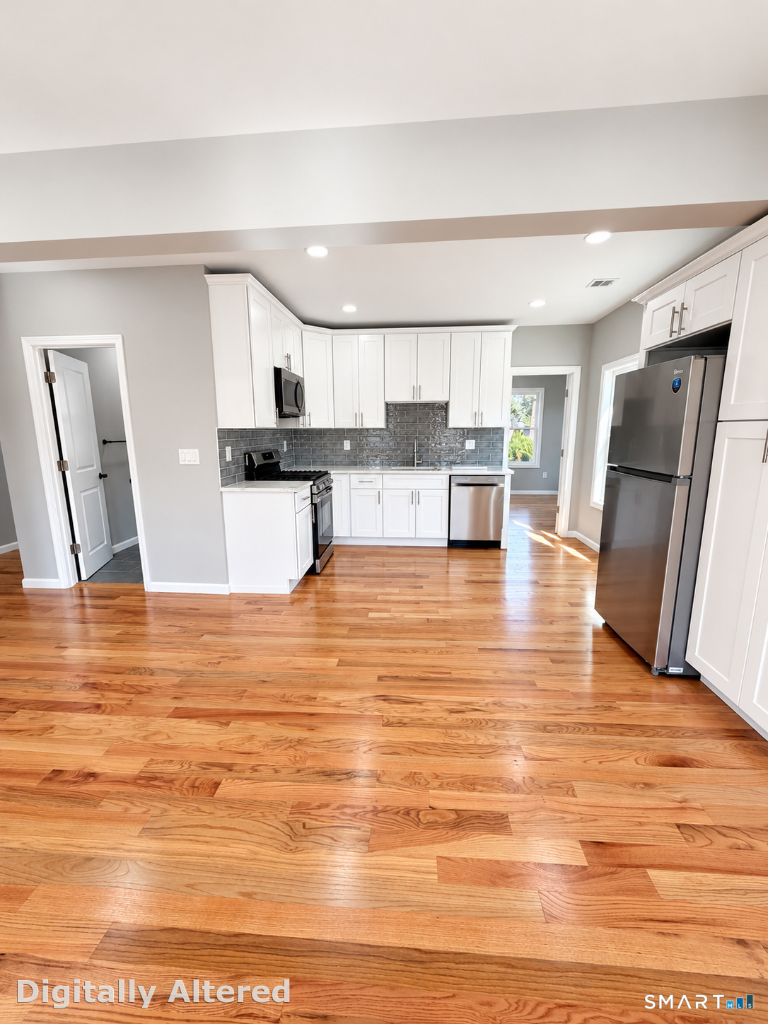 542 Beechmont Avenue Bridgeport CT 06606