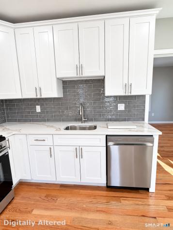 542 Beechmont Avenue Bridgeport CT 06606