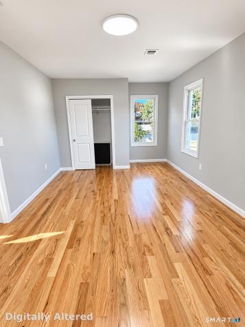 542 Beechmont Avenue Bridgeport CT 06606
