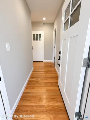 542 Beechmont Avenue Bridgeport CT 06606