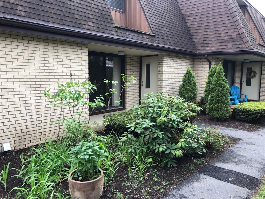 6 Bouton East Street Stamford CT 06907