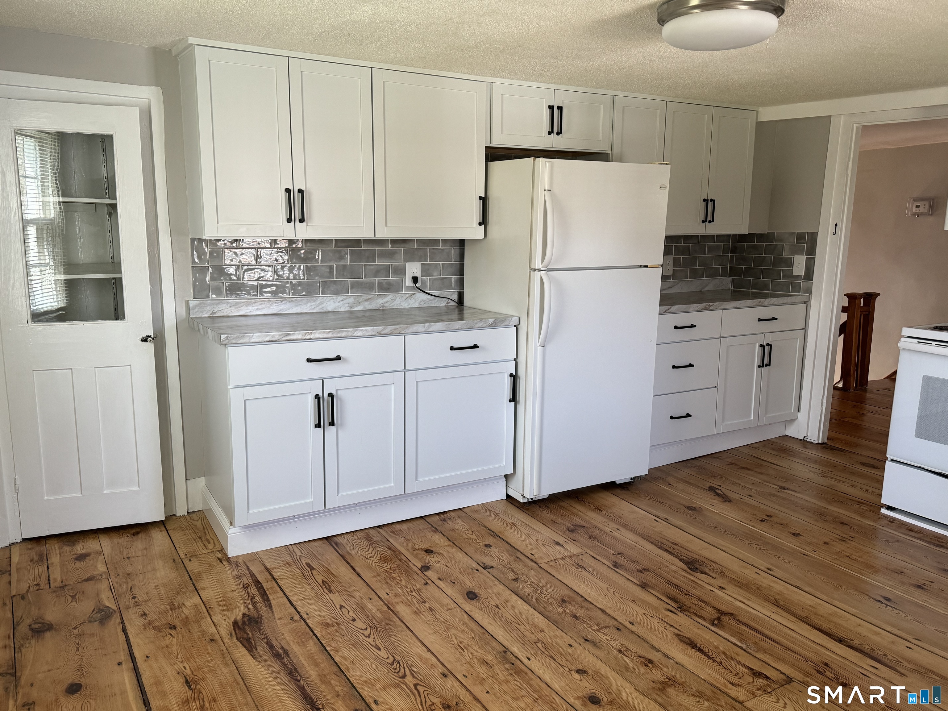 8 Alto Road Burlington CT 06013