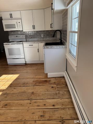 8 Alto Road Burlington CT 06013