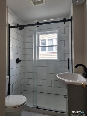 17 Shoreham Terrace Fairfield CT 06824