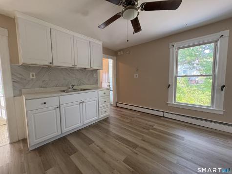 60 Lake Street Middletown CT 06457
