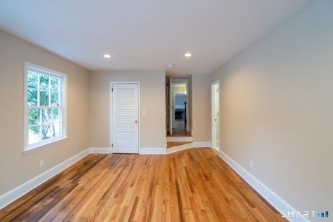 1005 Smith Ridge Road New Canaan CT 06840