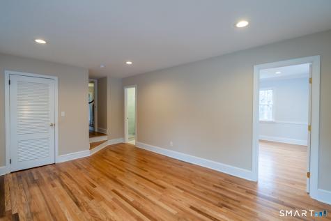 1005 Smith Ridge Road New Canaan CT 06840