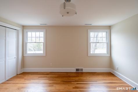 1005 Smith Ridge Road New Canaan CT 06840