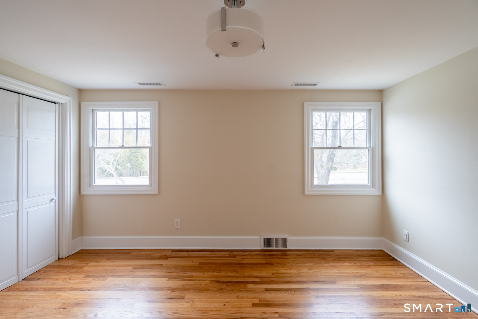 1005 Smith Ridge Road New Canaan CT 06840