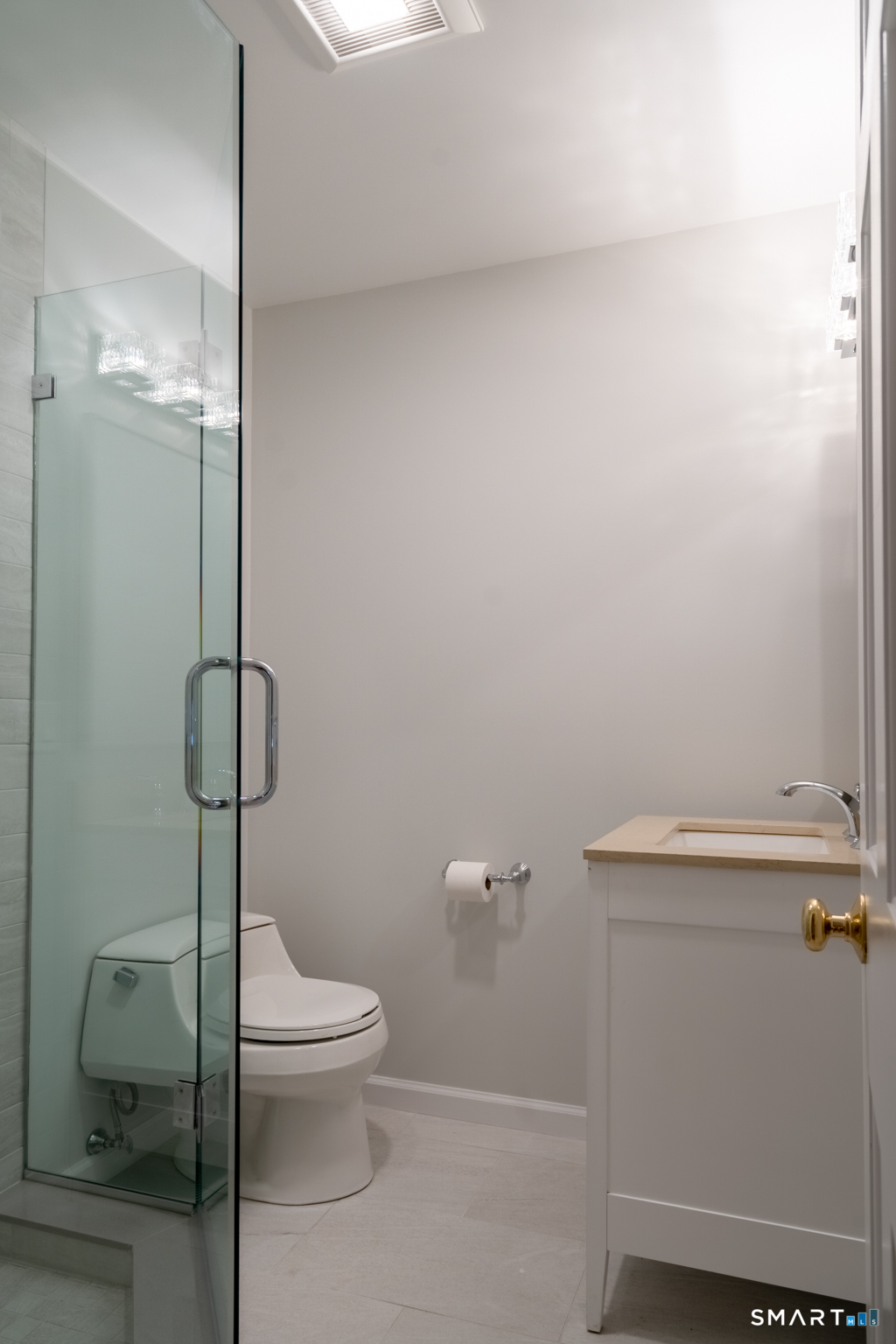 1005 Smith Ridge Road New Canaan CT 06840