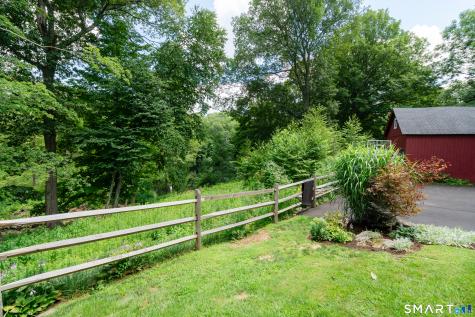 1005 Smith Ridge Road New Canaan CT 06840