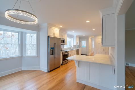 1005 Smith Ridge Road New Canaan CT 06840