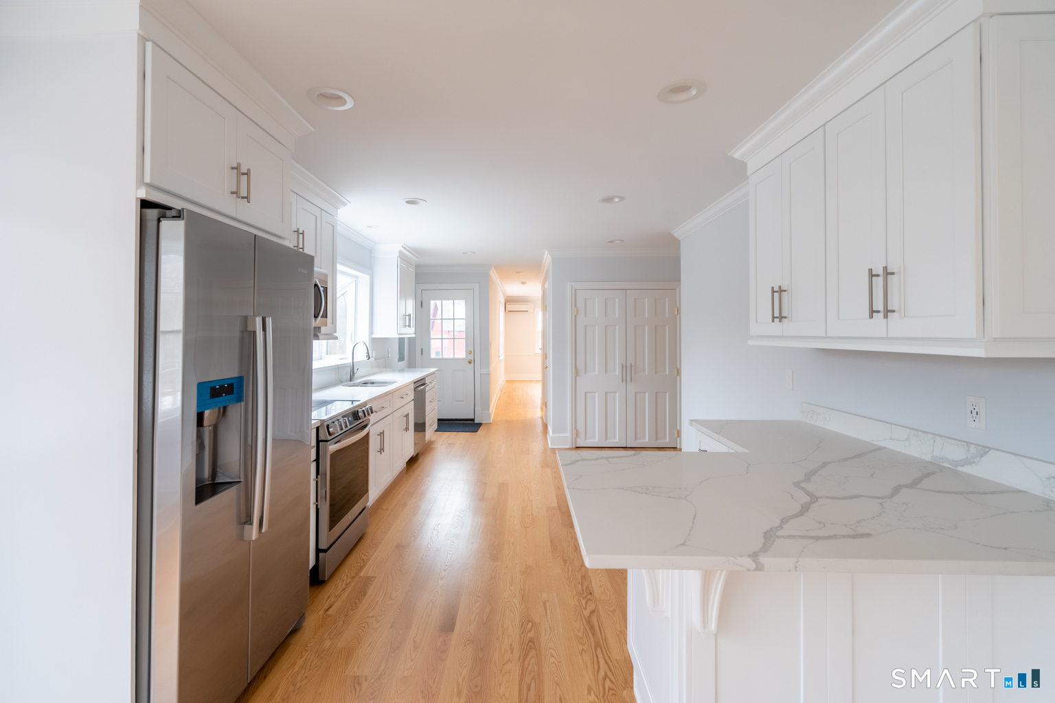 1005 Smith Ridge Road New Canaan CT 06840