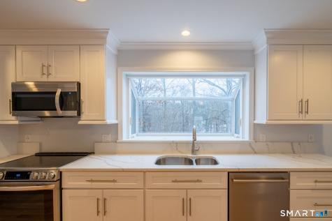 1005 Smith Ridge Road New Canaan CT 06840