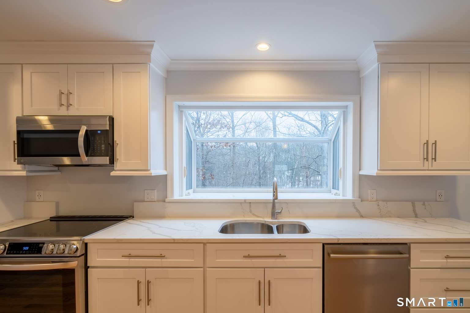 1005 Smith Ridge Road New Canaan CT 06840