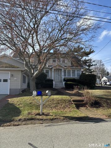 41 Sunrise Avenue East Lyme CT 06357