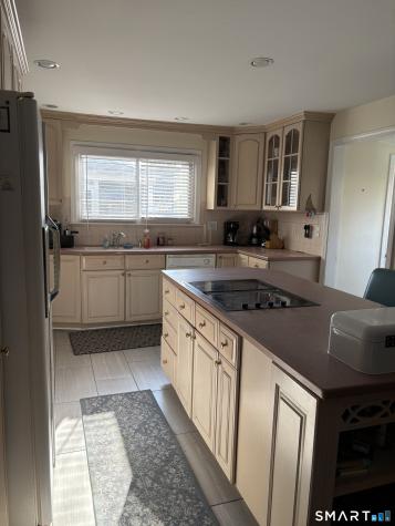 41 Sunrise Avenue East Lyme CT 06357