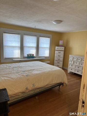41 Sunrise Avenue East Lyme CT 06357