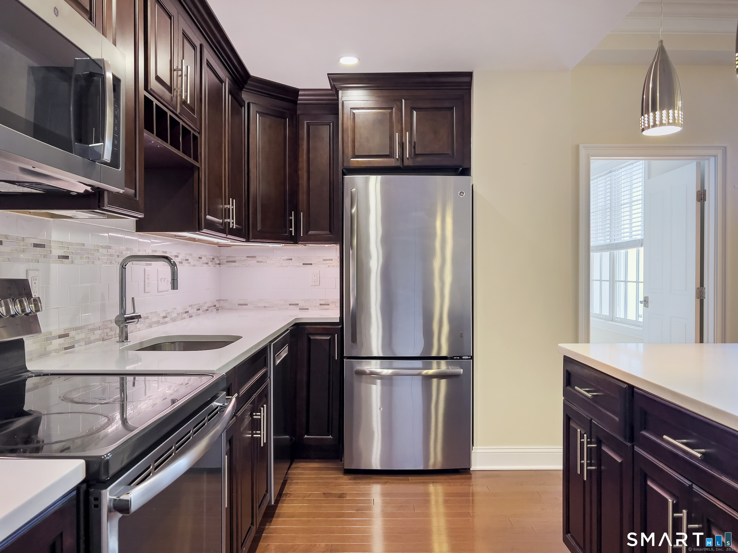 11 South Main Street West Hartford CT 06107