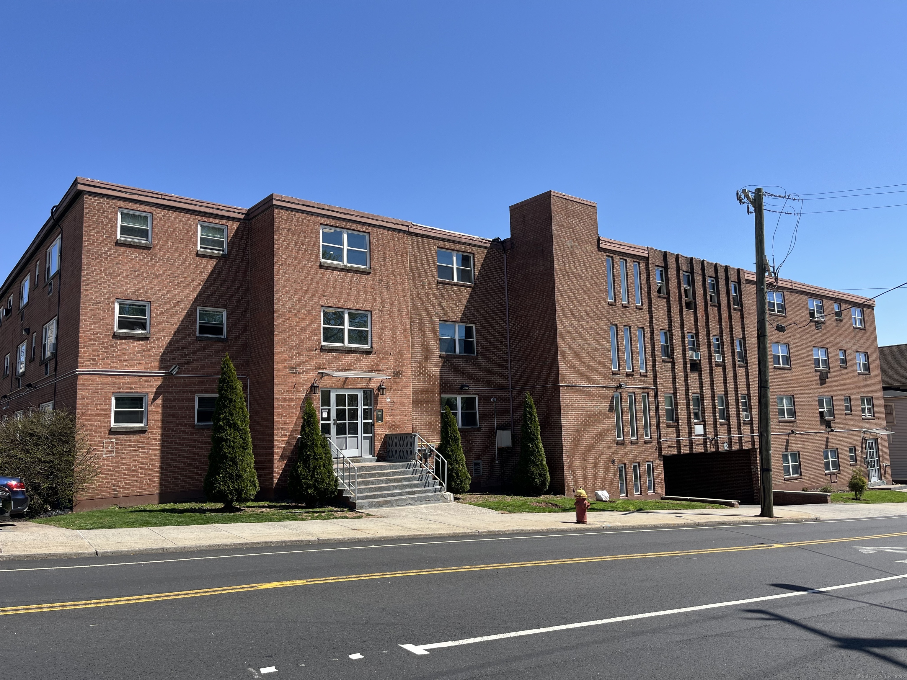 32 Cook Avenue Meriden CT 06451