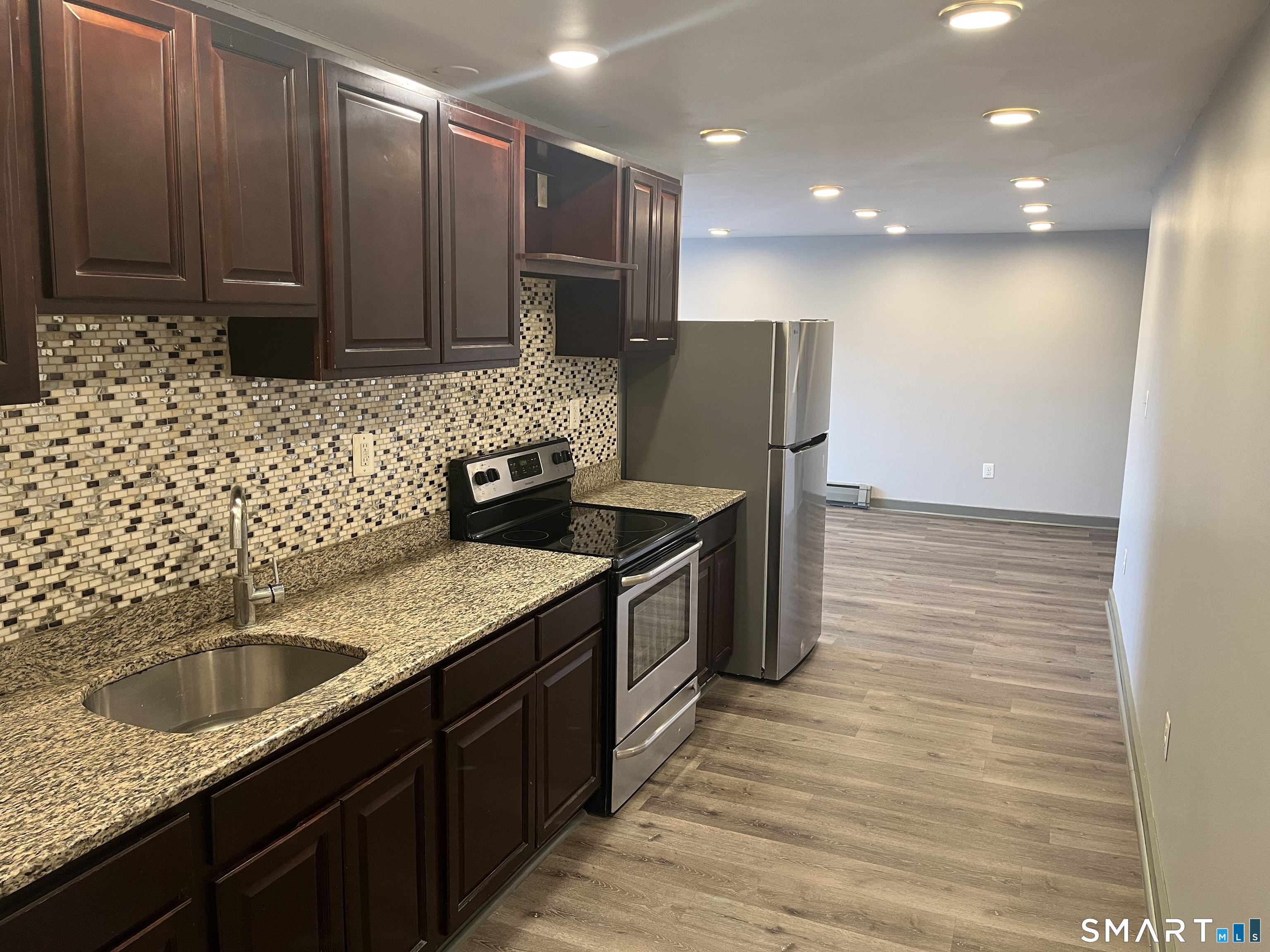 32 Cook Avenue Meriden CT 06451