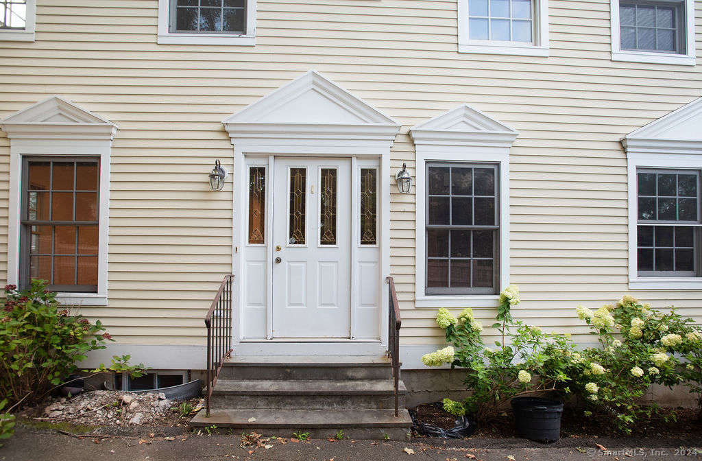 77 Grove Street New Canaan CT 06840