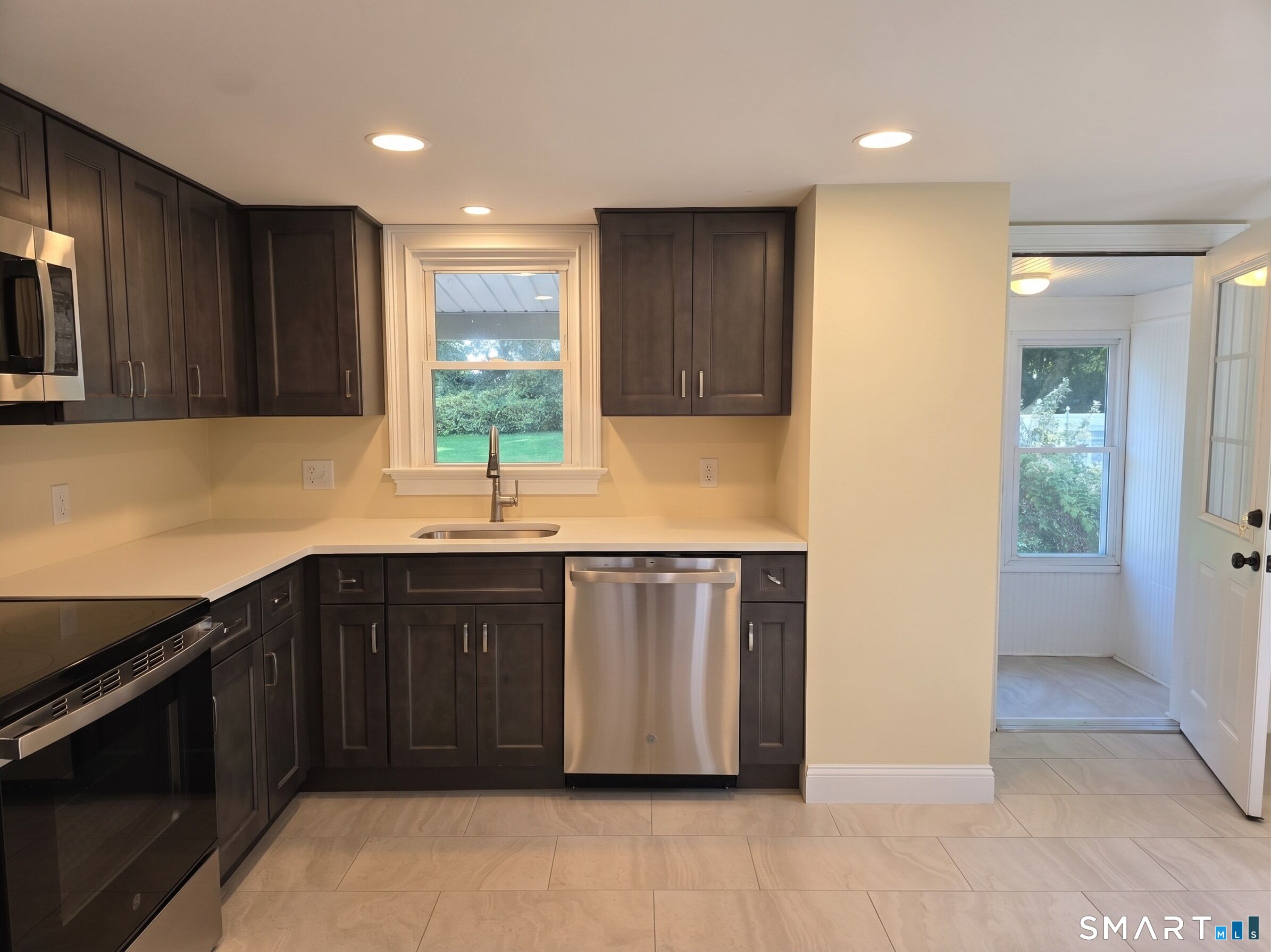 47 Jefferson Avenue Danbury CT 06810