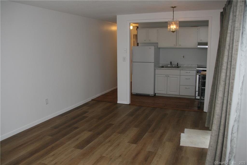 15 Kent Court Ashford CT 06278