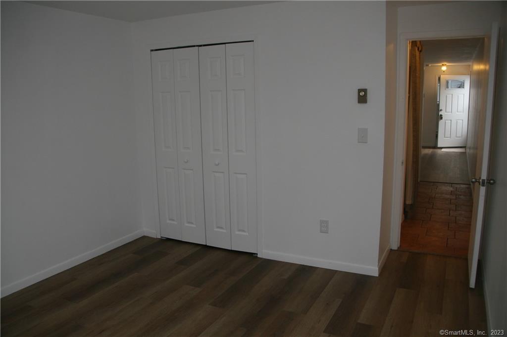 15 Kent Court Ashford CT 06278