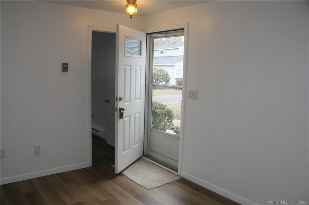 15 Kent Court Ashford CT 06278