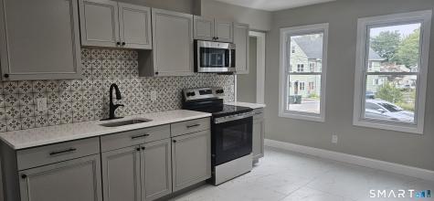 112 Larrabee Street East Hartford CT 06108