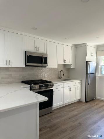 199 Dupont Place Bridgeport CT 06610