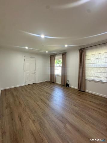 199 Dupont Place Bridgeport CT 06610