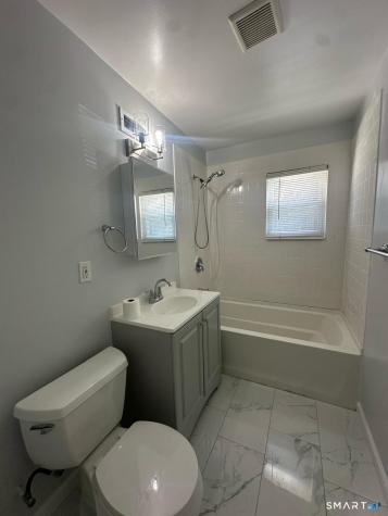 199 Dupont Place Bridgeport CT 06610