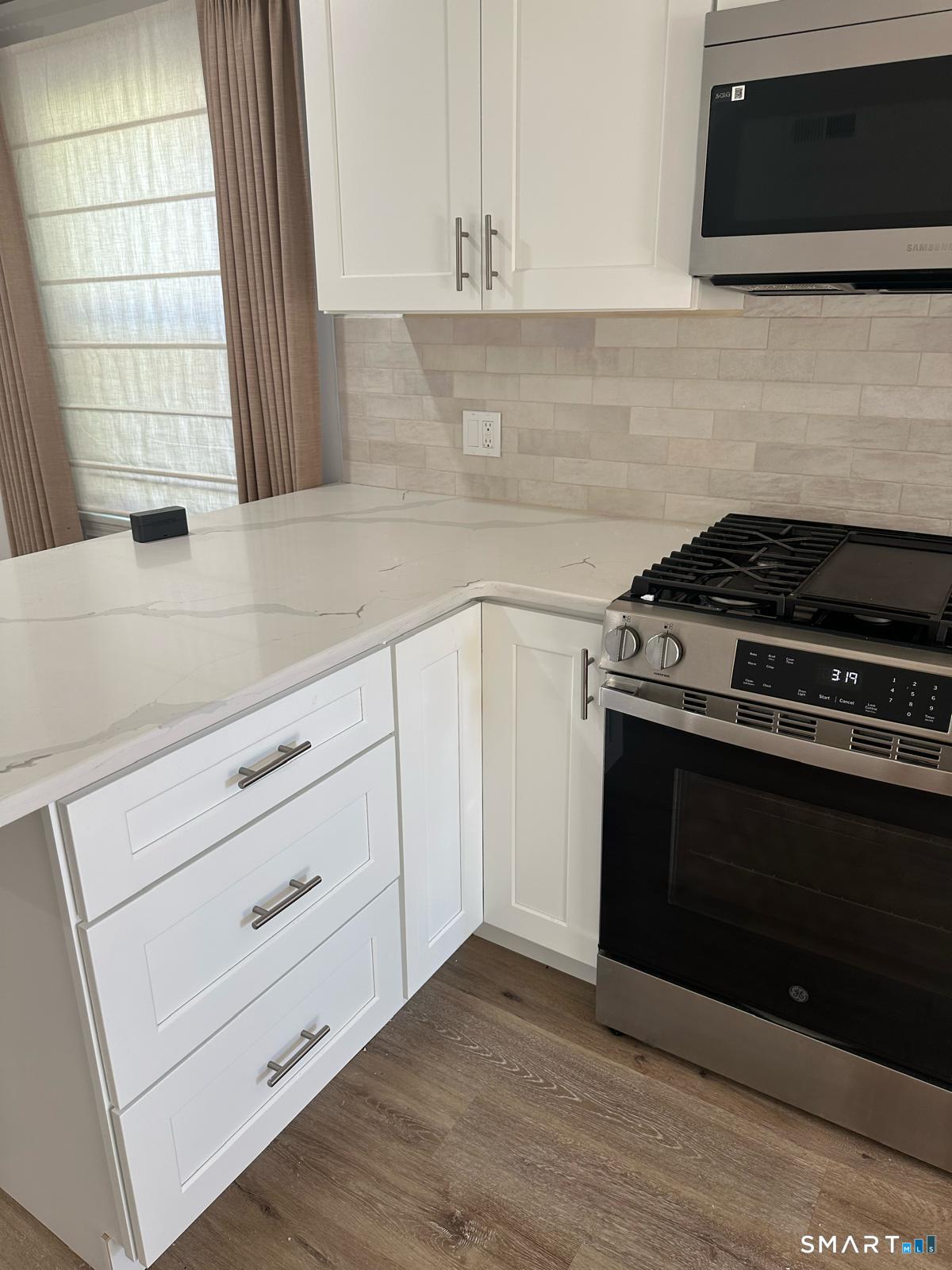 199 Dupont Place Bridgeport CT 06610
