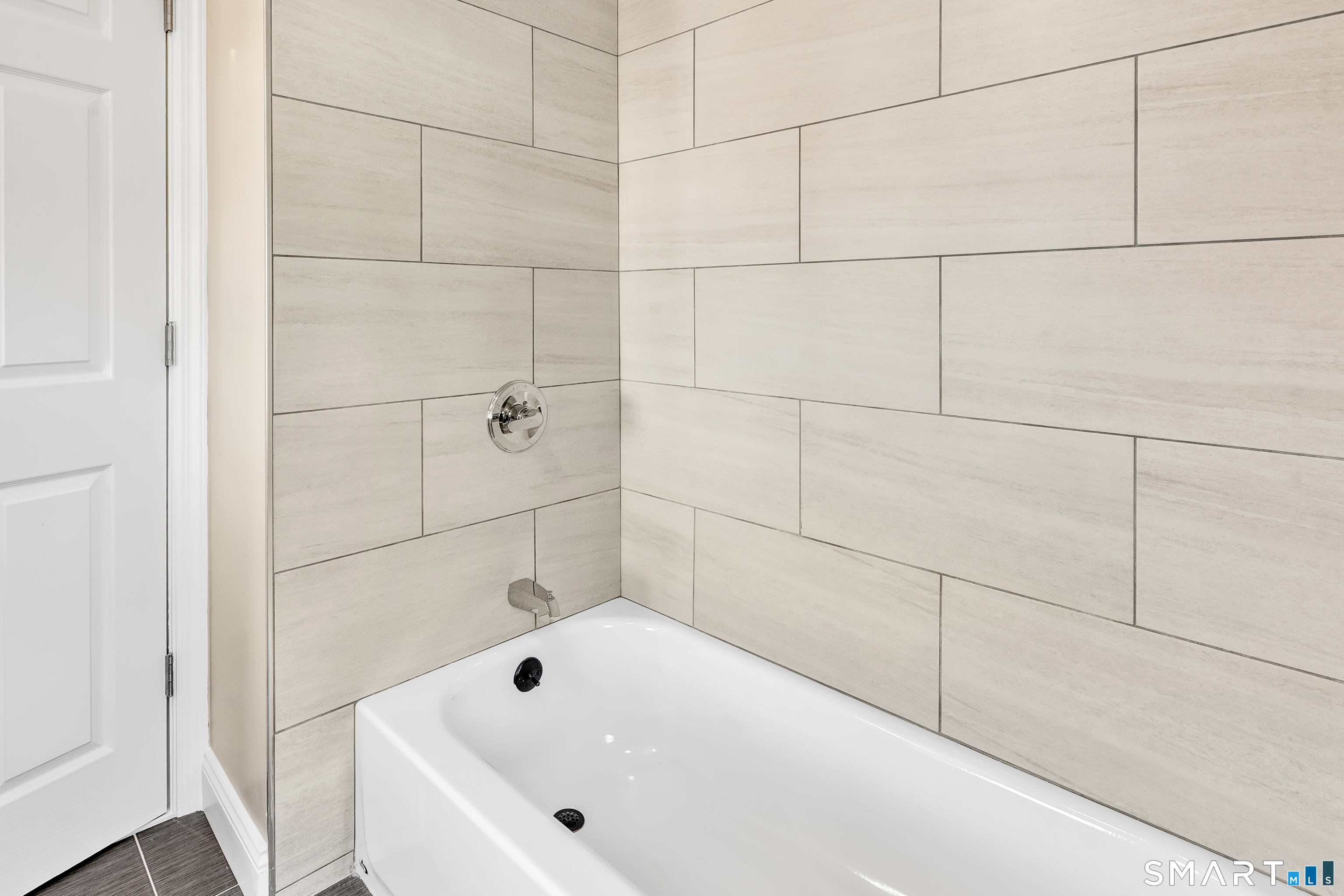 418 Howe Avenue Shelton CT 06484