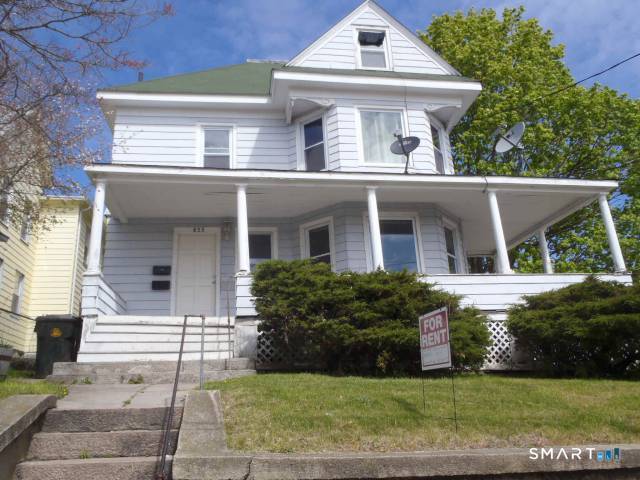 835 Bank Street New London CT 06320