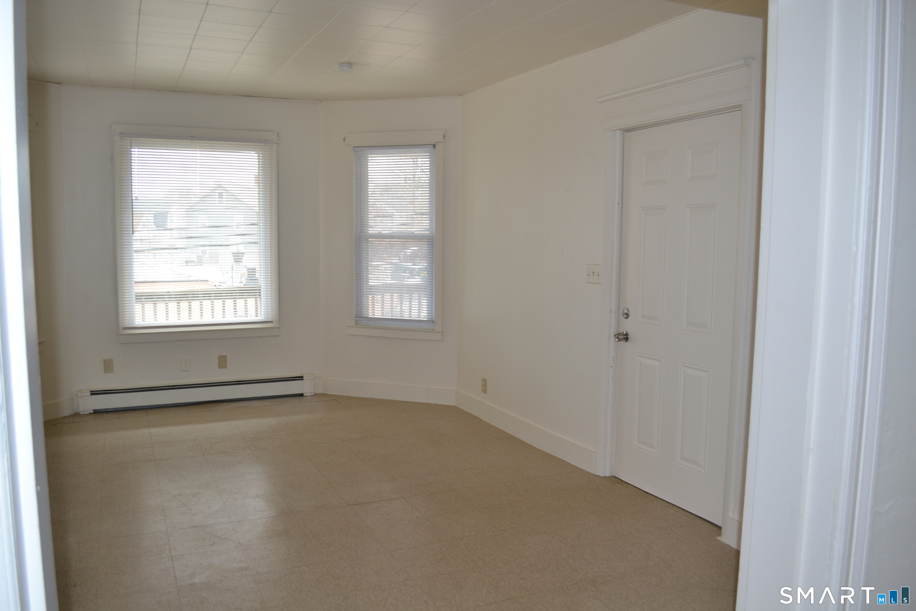 835 Bank Street New London CT 06320