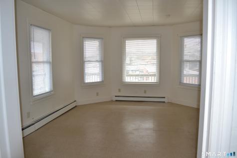 835 Bank Street New London CT 06320