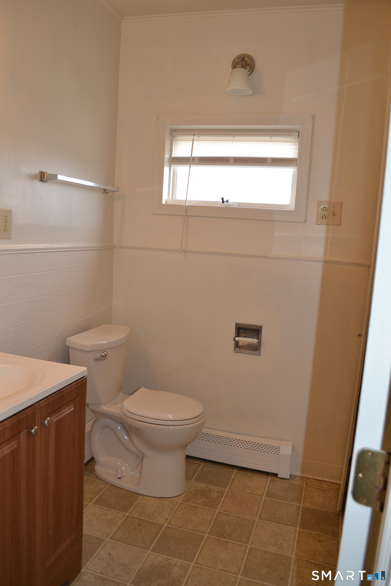 835 Bank Street New London CT 06320
