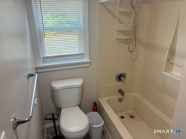 63 Thompson Street Hamden CT 06518