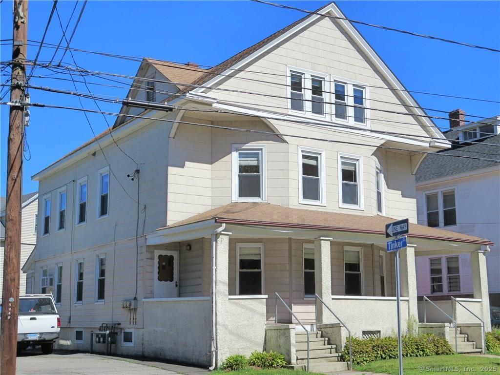 62 Montauk Avenue New London CT 06320