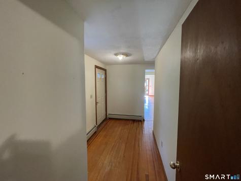 15 Circle Street Bristol CT 06010