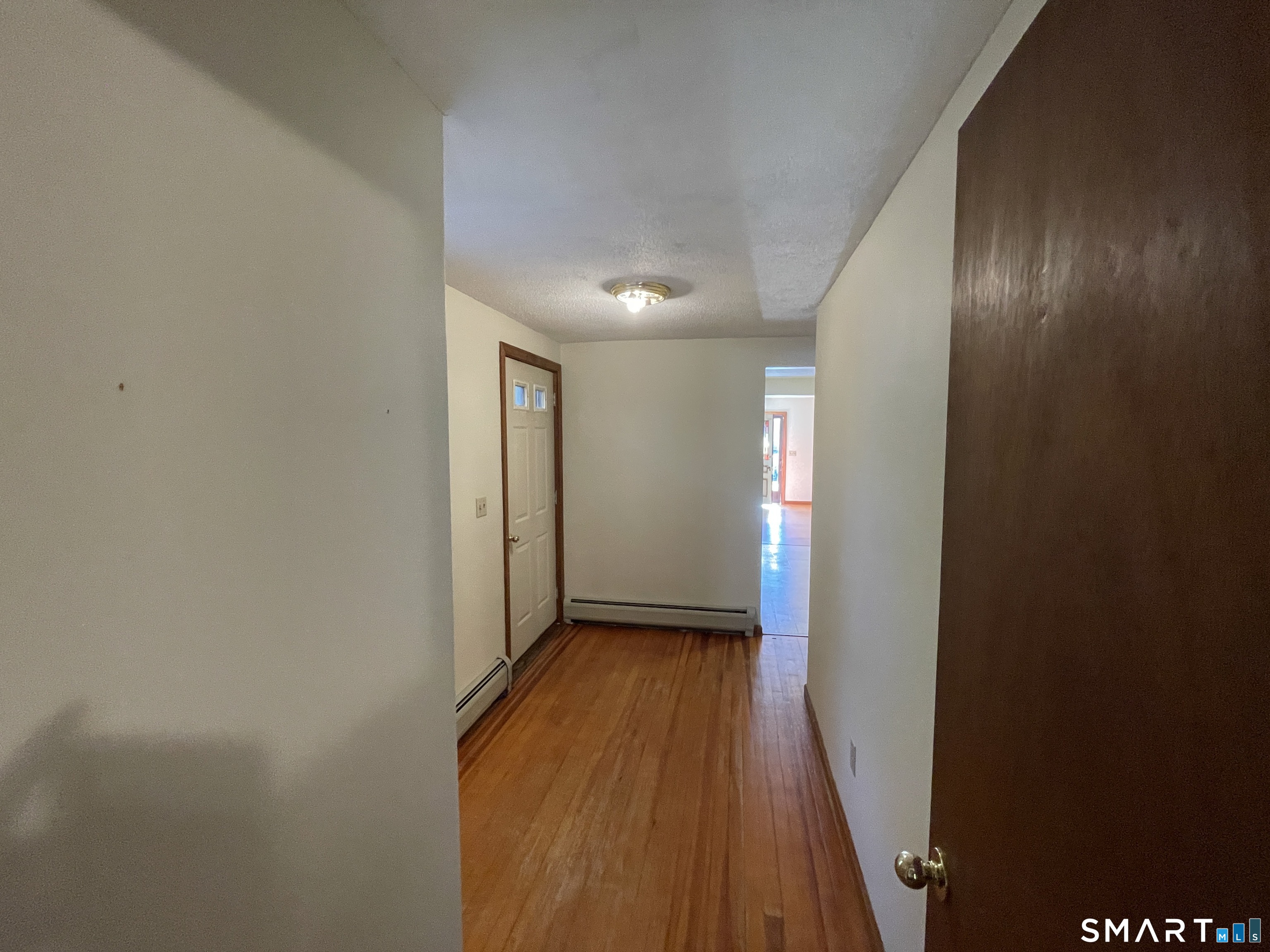 15 Circle Street Bristol CT 06010