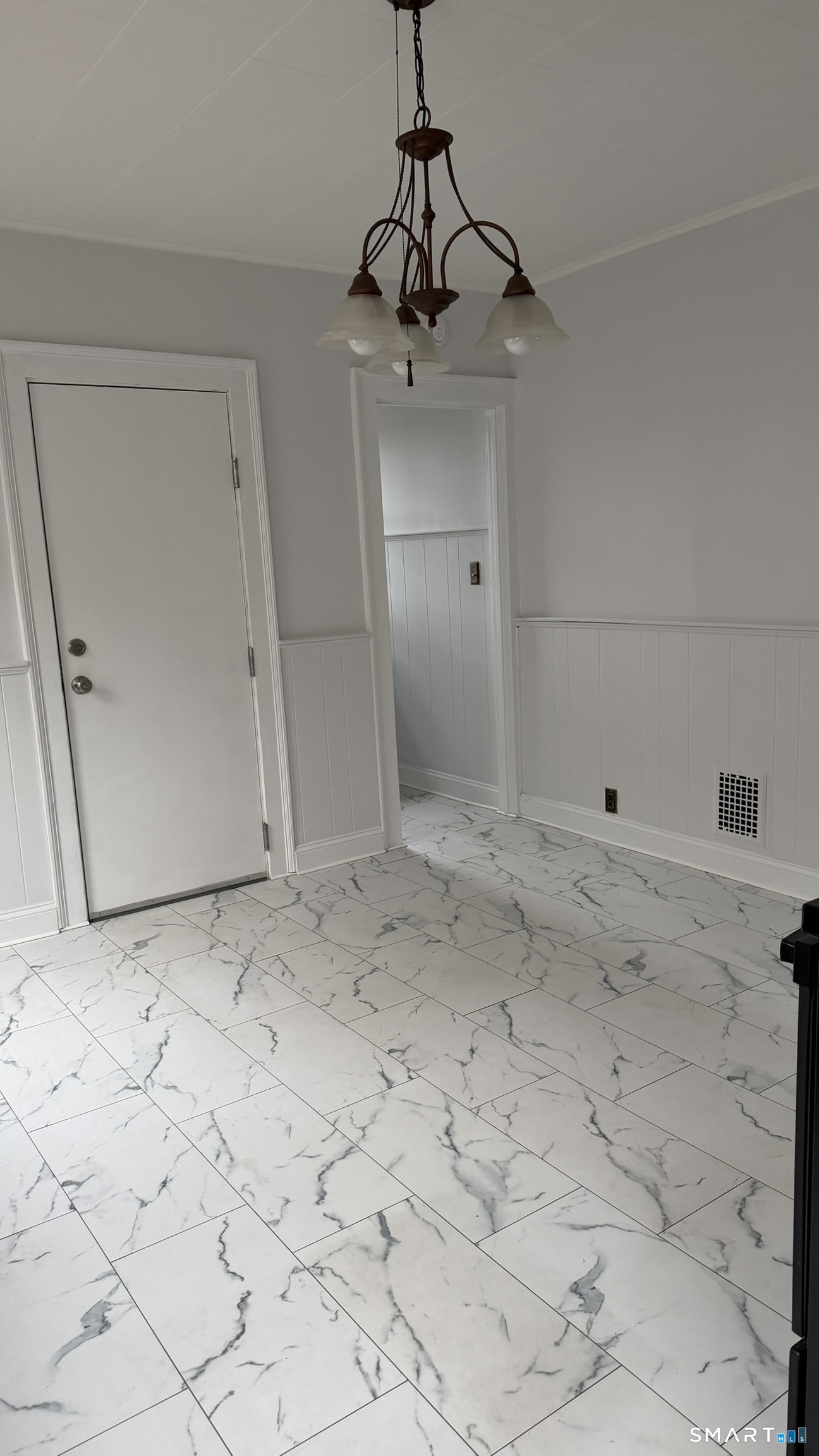 193 Helen Street Hamden CT 06514