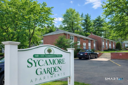 949 Hopmeadow Street Simsbury CT 06070