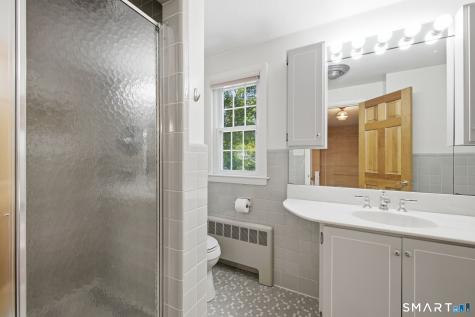 36 Miamis Road West Hartford CT 06117