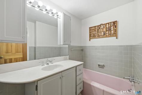 36 Miamis Road West Hartford CT 06117
