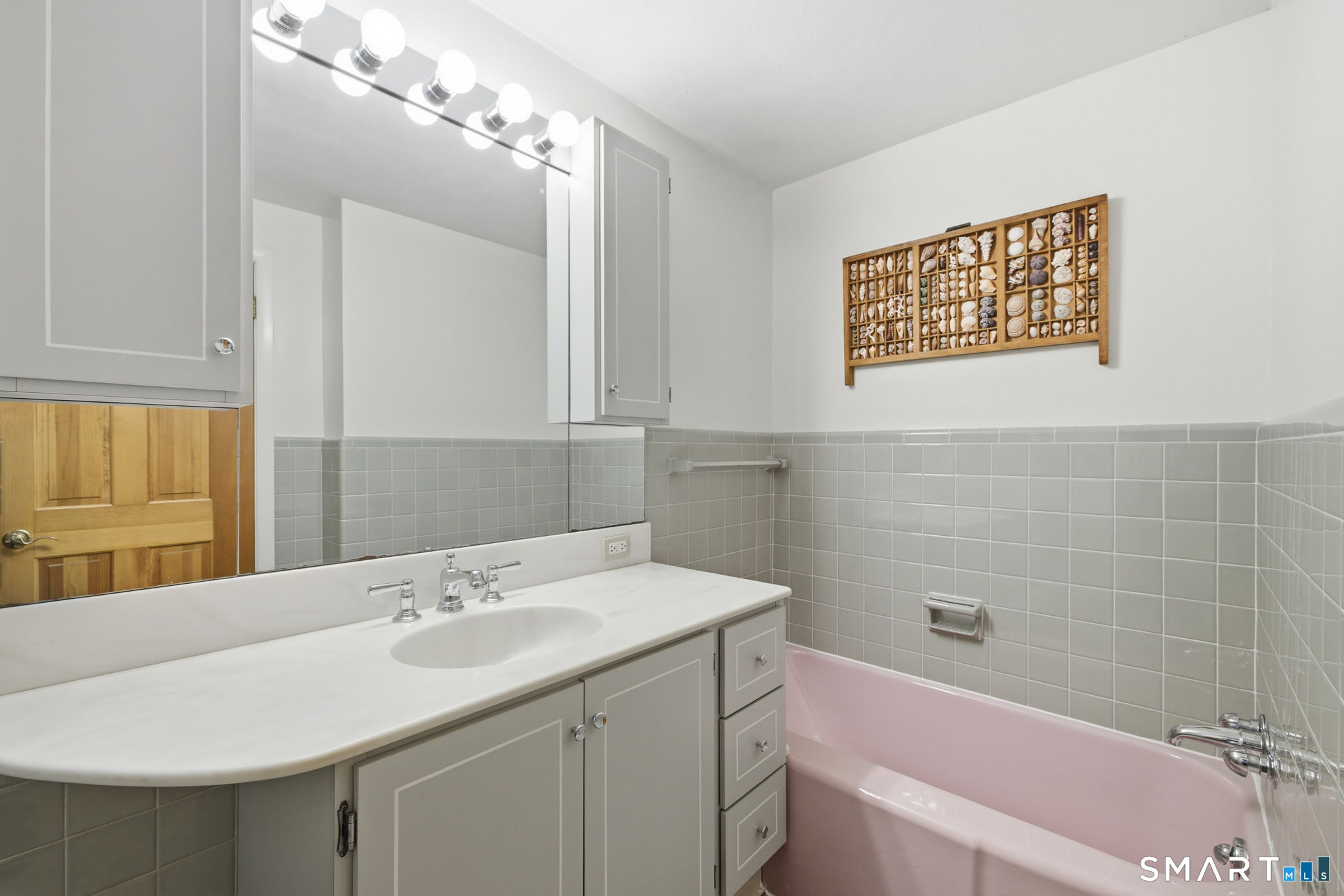 36 Miamis Road West Hartford CT 06117