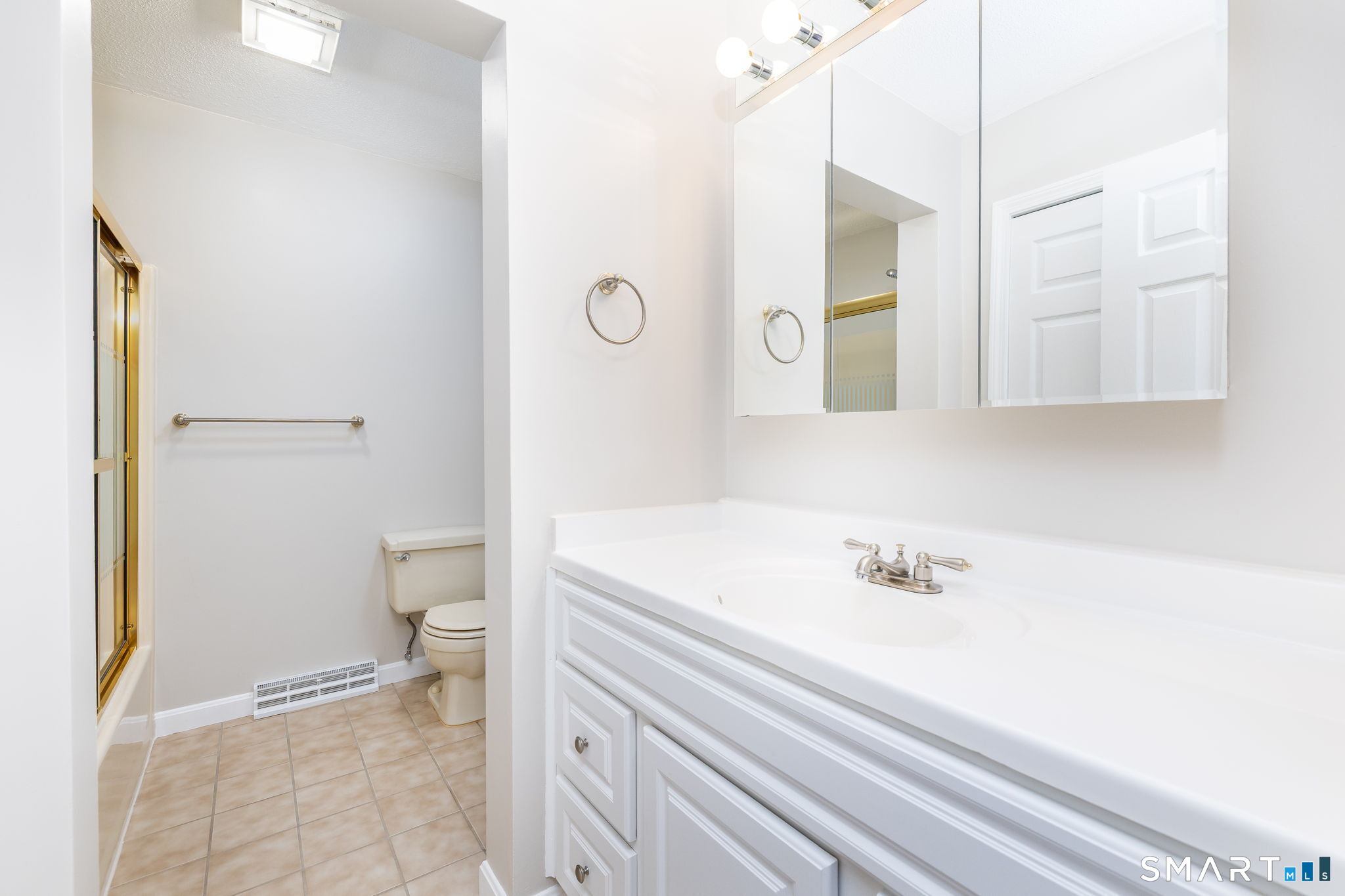 2 The Hamlet Enfield CT 06082